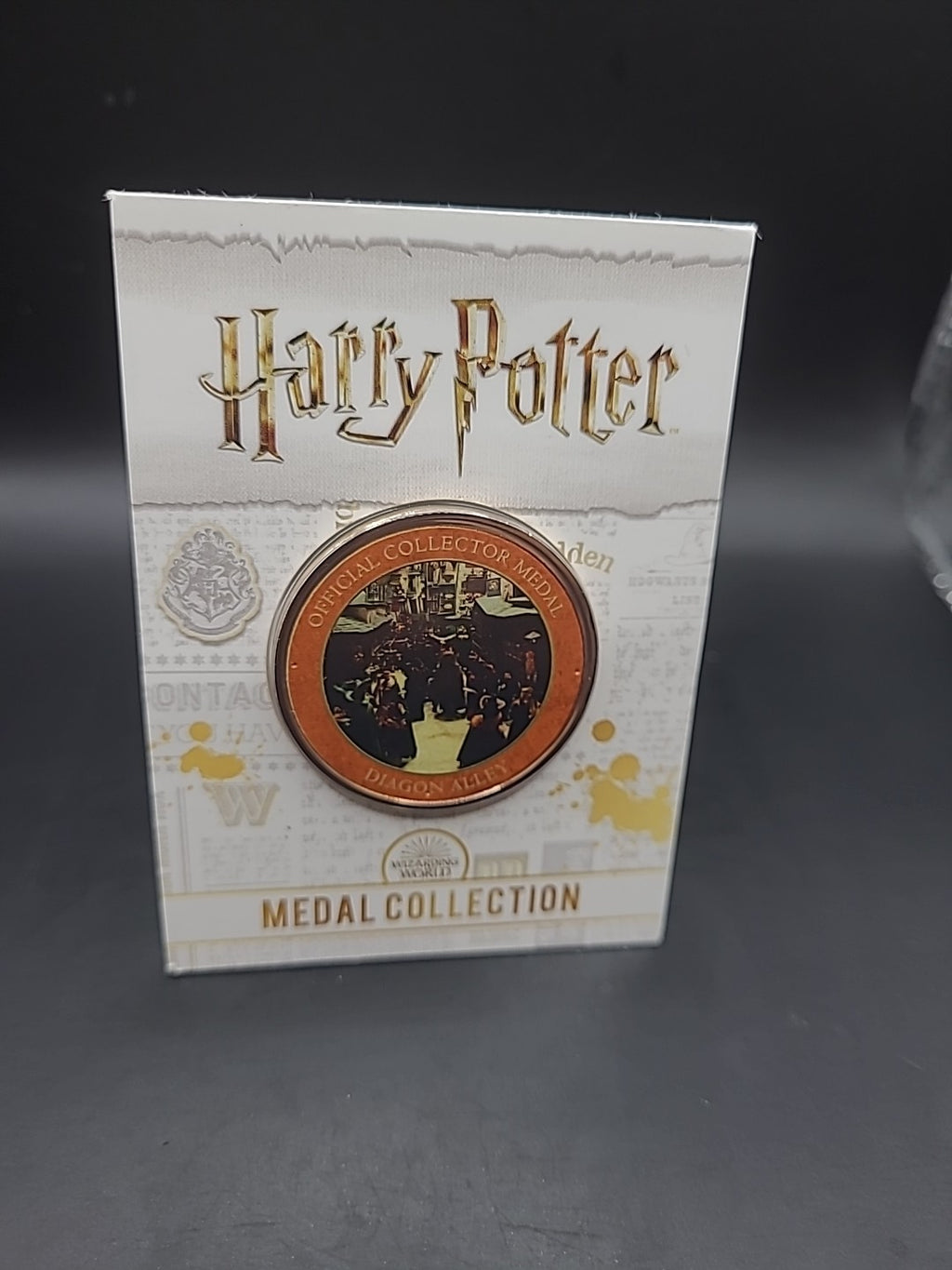 Harry Potter Official Medal Collection - ORANGE - DIAGON ALLEY