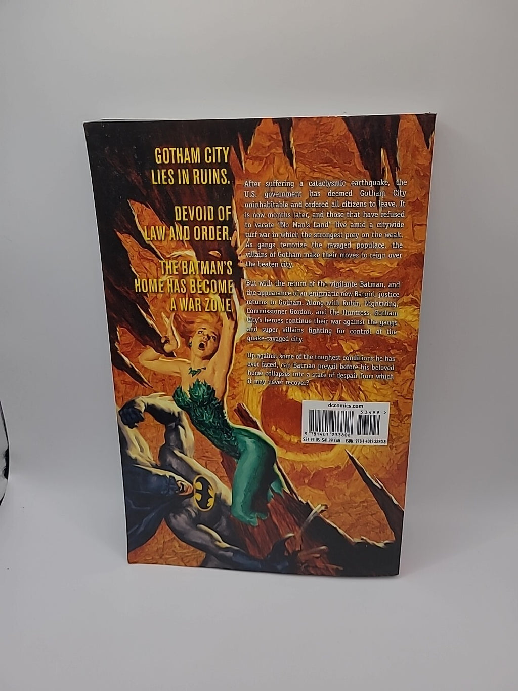Batman: No man’s land: volume 2 Paperback Graphic Novel