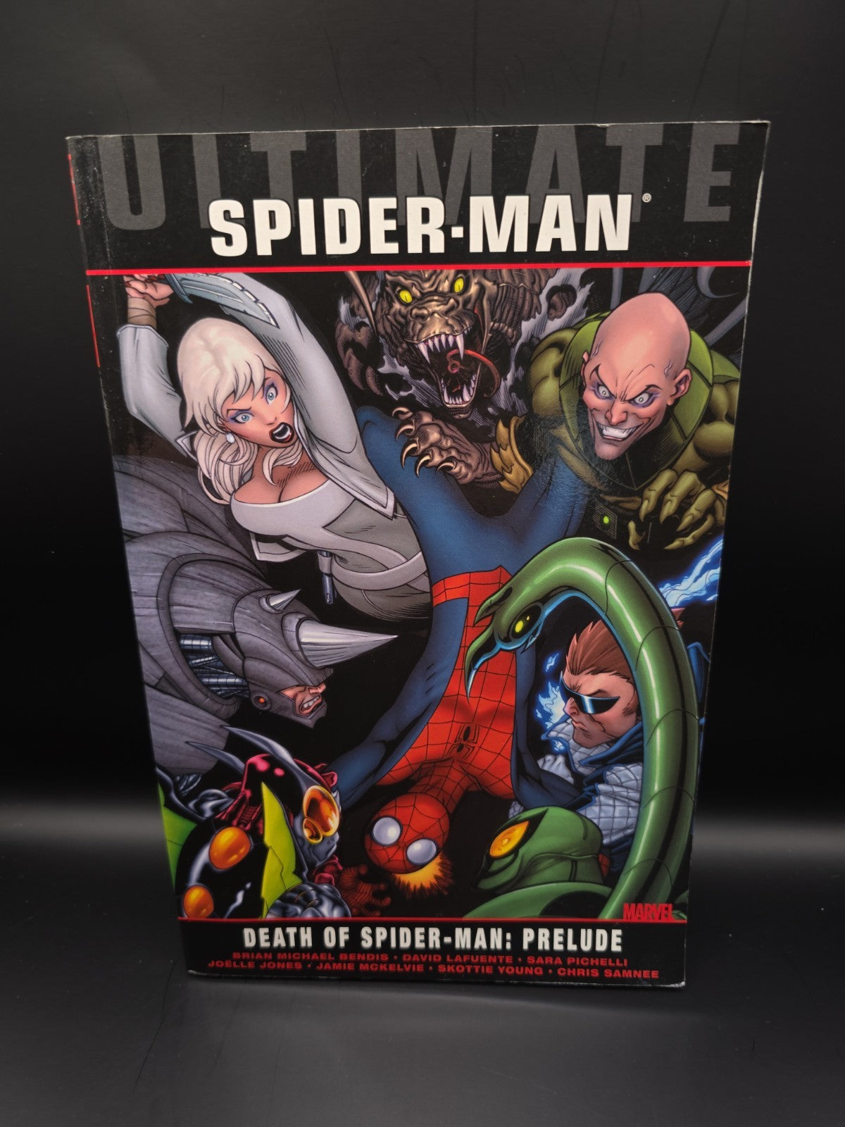 Ultimate Spider-Man Death of Spider-Man Prelude Bendis Graphic Novel 2011