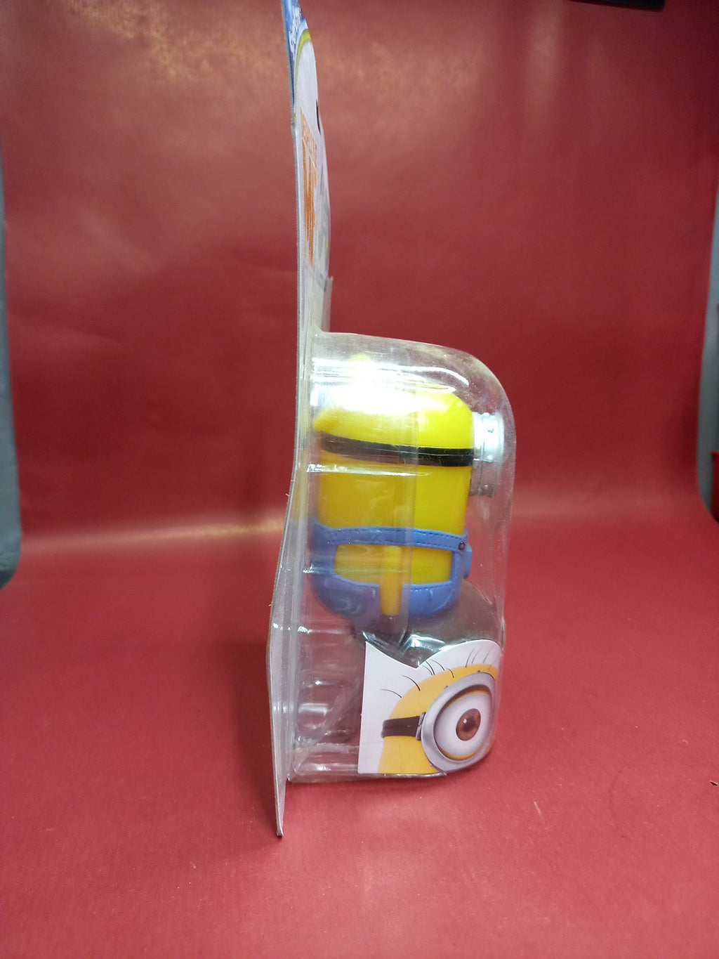 Despicable Me Character Lite Stuart.  Read Description 