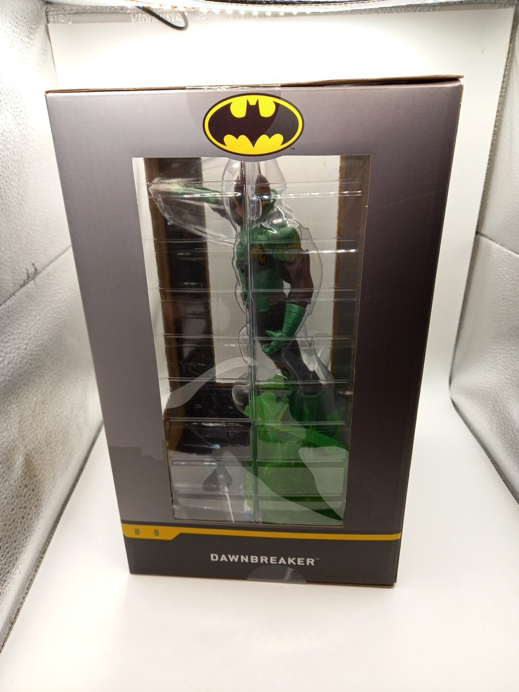 DC Batman Dawnbreaker 9" Action Figure Statue Diamond Select Gallery