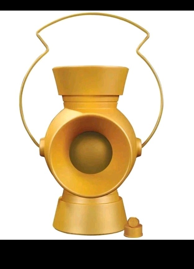 DC Collectibles 1:1 Scale Yellow Lantern Sinestro Power Battery & Ring Prop Lamp