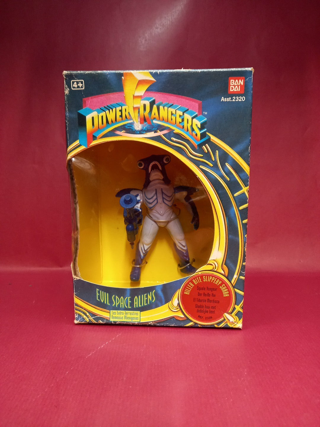 1994 Killer Bite Slippery Shark Evil Space Aliens Action Figure Power Rangers 