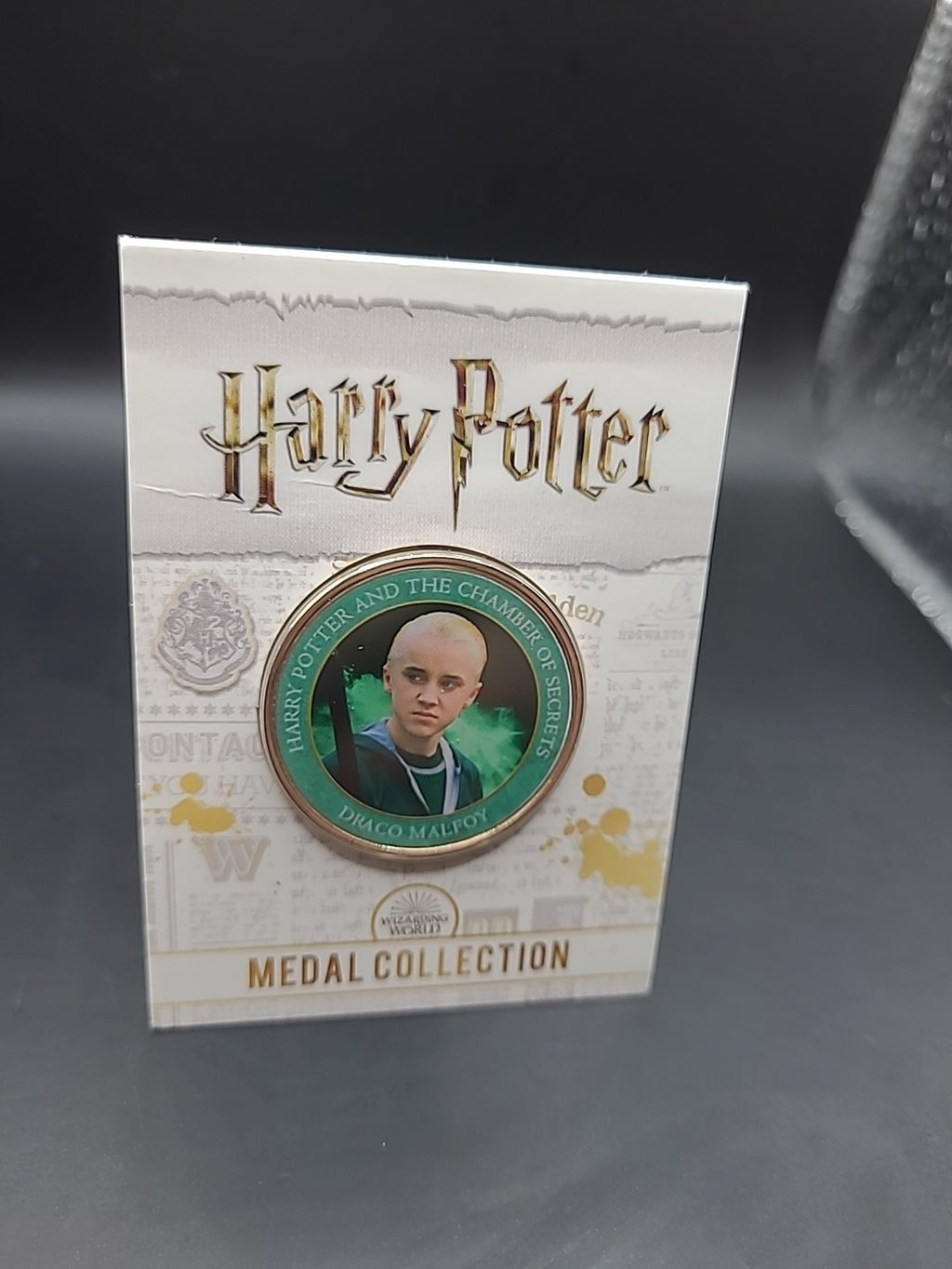RARE HARRY POTTER MEDAL COIN IN CARD DRACO MALFOY THE CHAMBER OF SECRETS