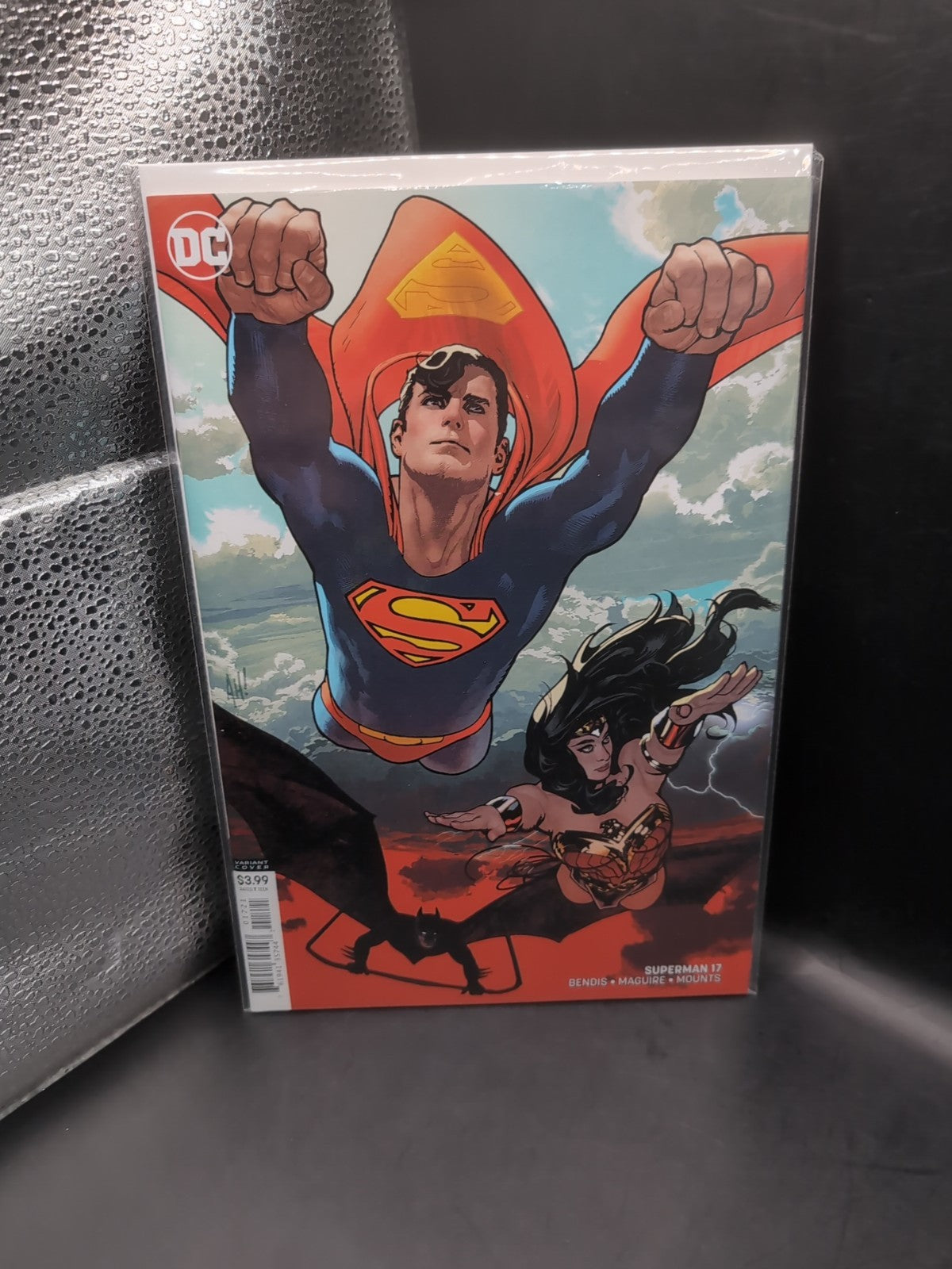 SUPERMAN 17 - ADAM HUGHES VARIANT  COVER (MODERN AGE 2020) 