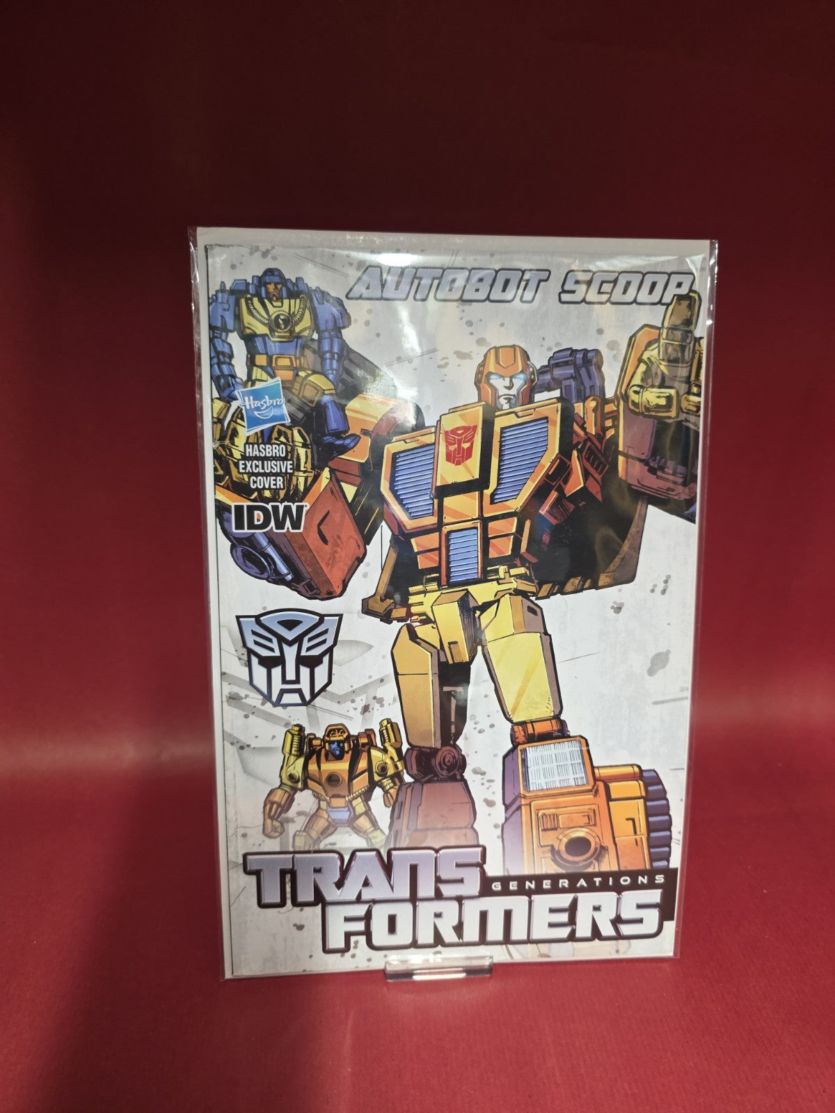 IDW HASBRO EXCLUSIVE COVER, TRANSFORMERS ,GENERATIONS ,  AUTOBOT SCOOP , 2014