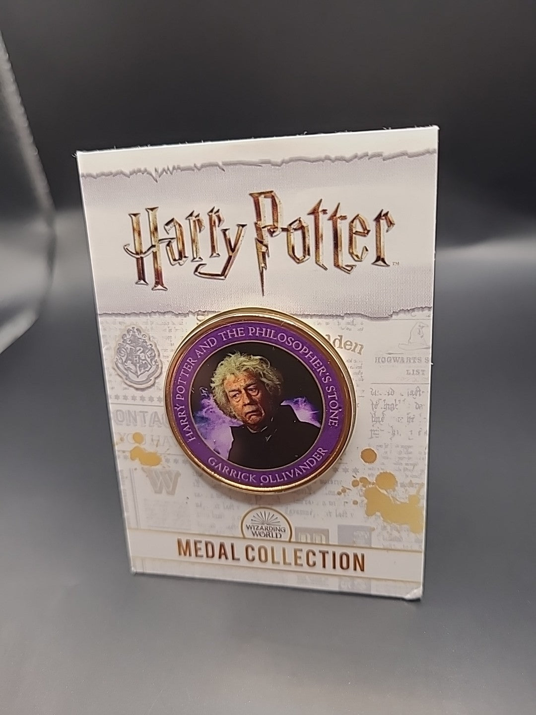 Harry Potter Medal Collection: Philosopher's Stone (Purple) Garrick Ollivander