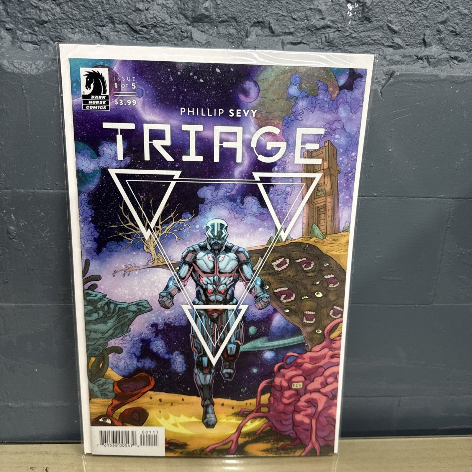 Triage #1 - Dark Horse Comics - Phillip Sevy