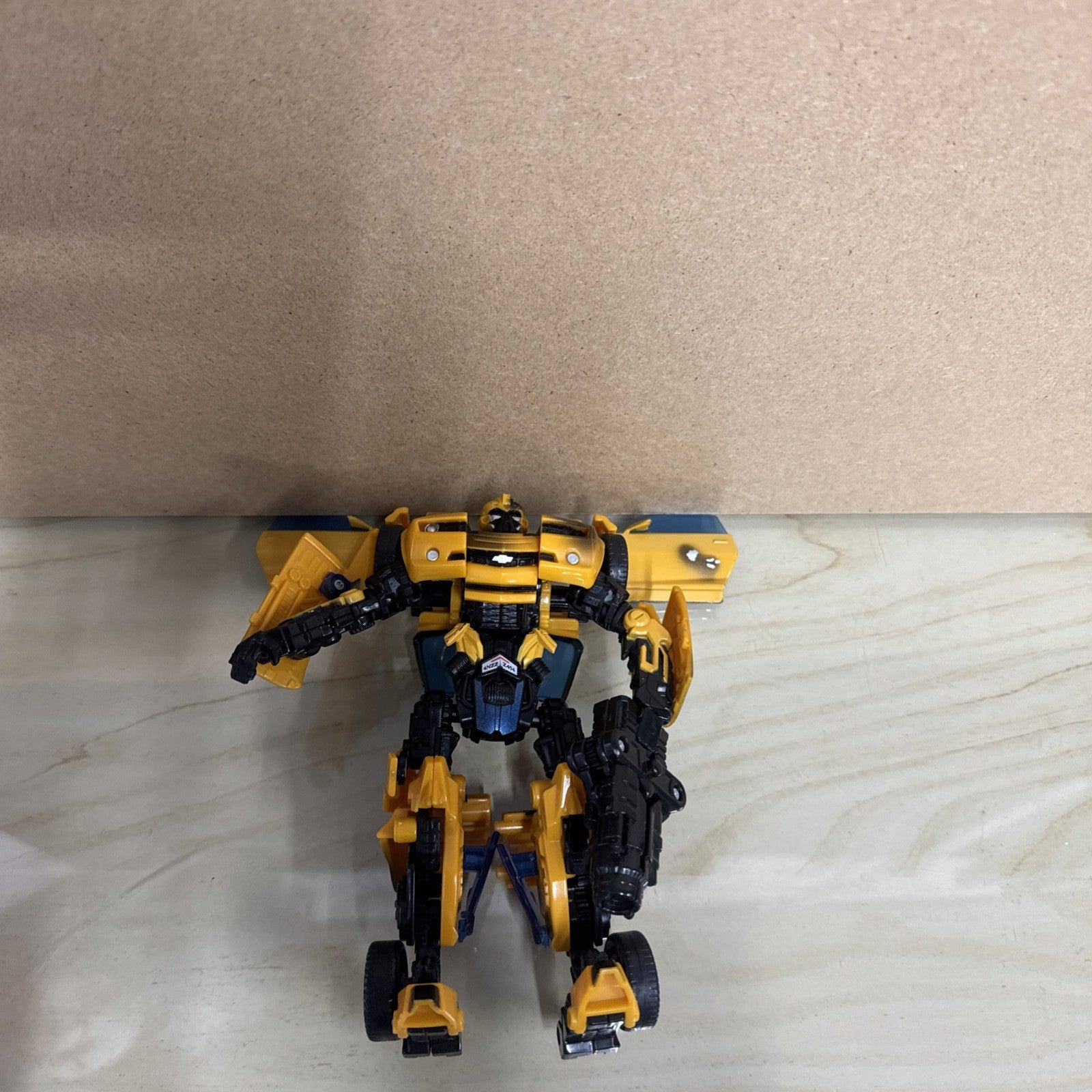 Transformers 2007 Movie Concept Camaro Bumblebee Battledamaged