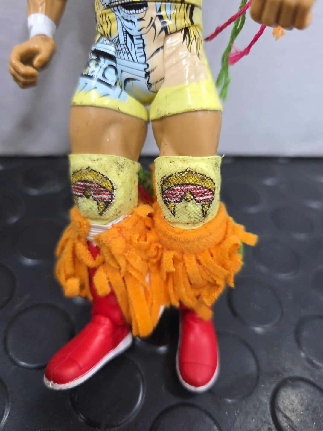 WWE THE ULTIMATE WARRIOR JAKKS WRESTLING TOY FIGURE CLASSIC SUPERSTARS SERIES 14
