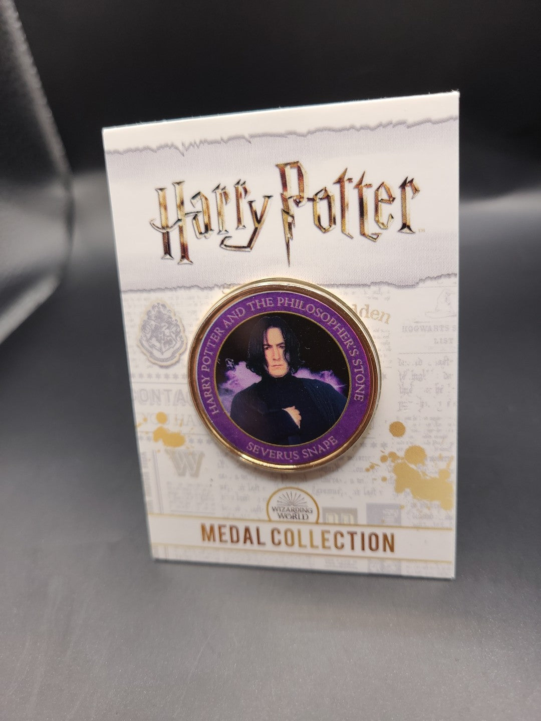 RARE HARRY POTTER MEDAL COIN IN CARD PHILOSOPHERS STONE SEVERUS SNAPE