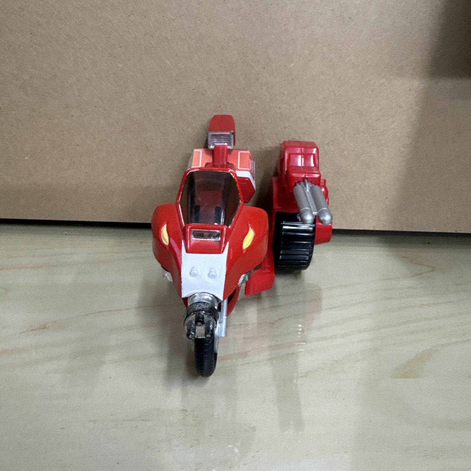 Bandai 1993 Power Ranger Red Tyrannosaurus Action Bike