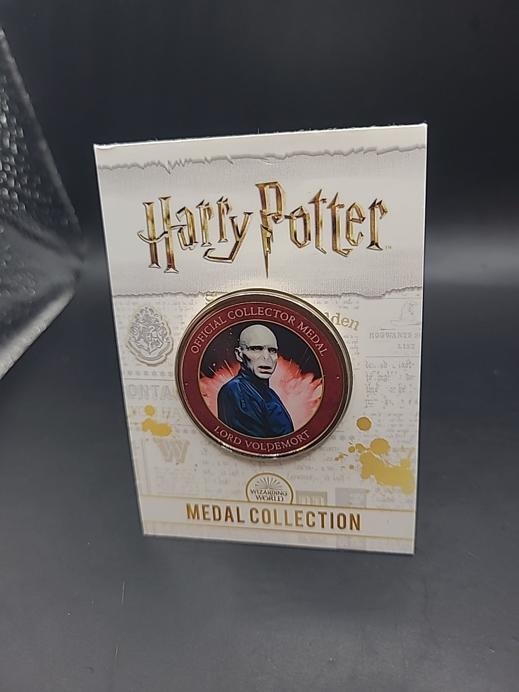 Harry Potter Medal Collection: Characters (Red) Lord Voldemort
