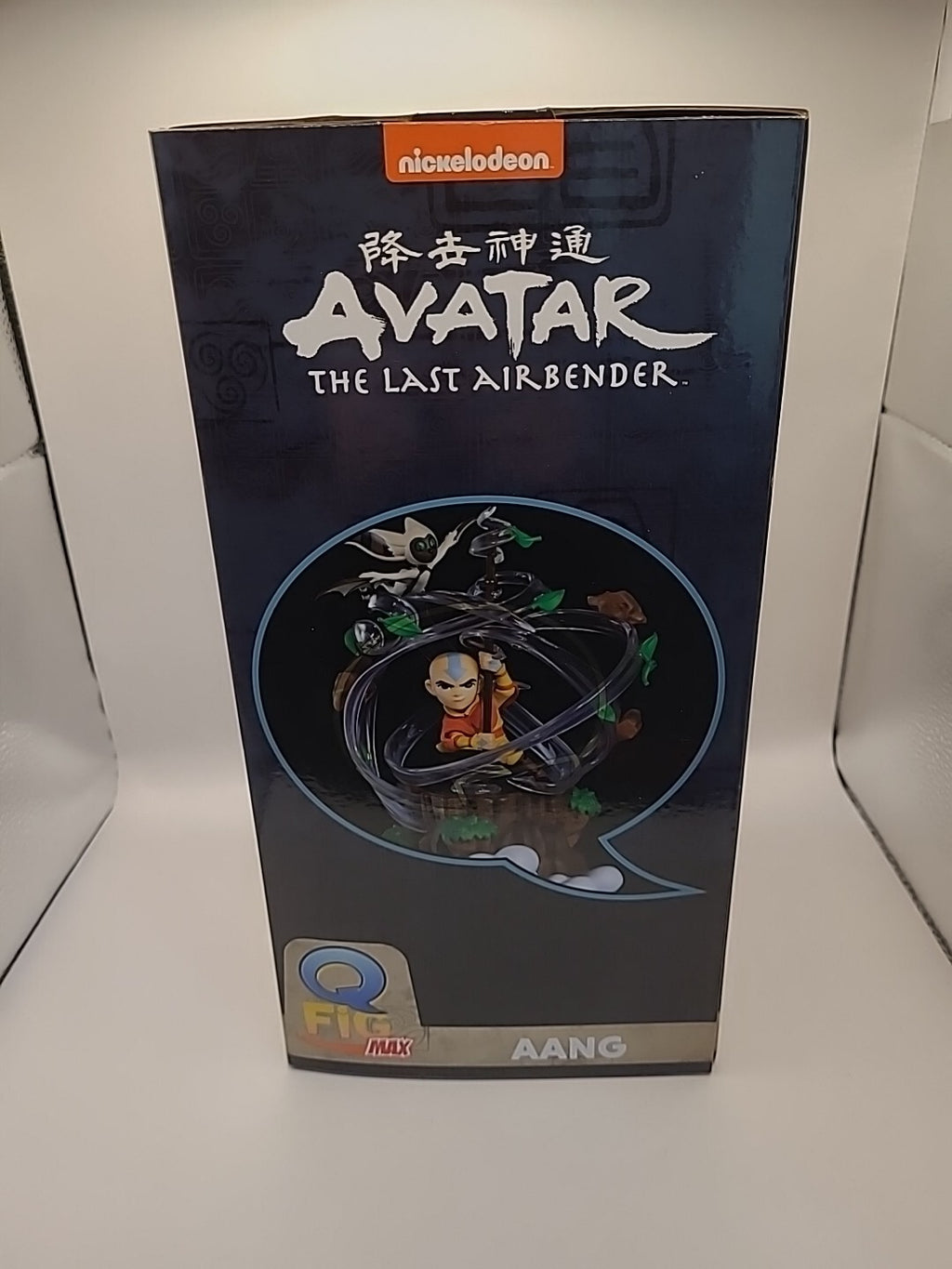 Quantum Mechanix AVATAR AIRBENDER - Aang - Diorama Q-Fig Max Elite 23cm, Multi-c
