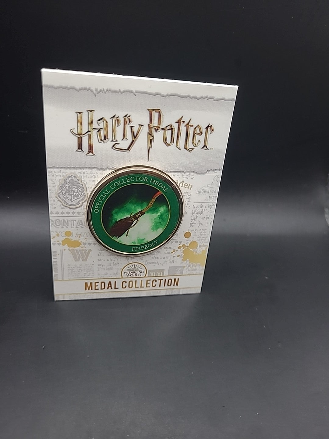 Harry Potter Medal Coin Collection - Artefacts And Spells - Firebolt
