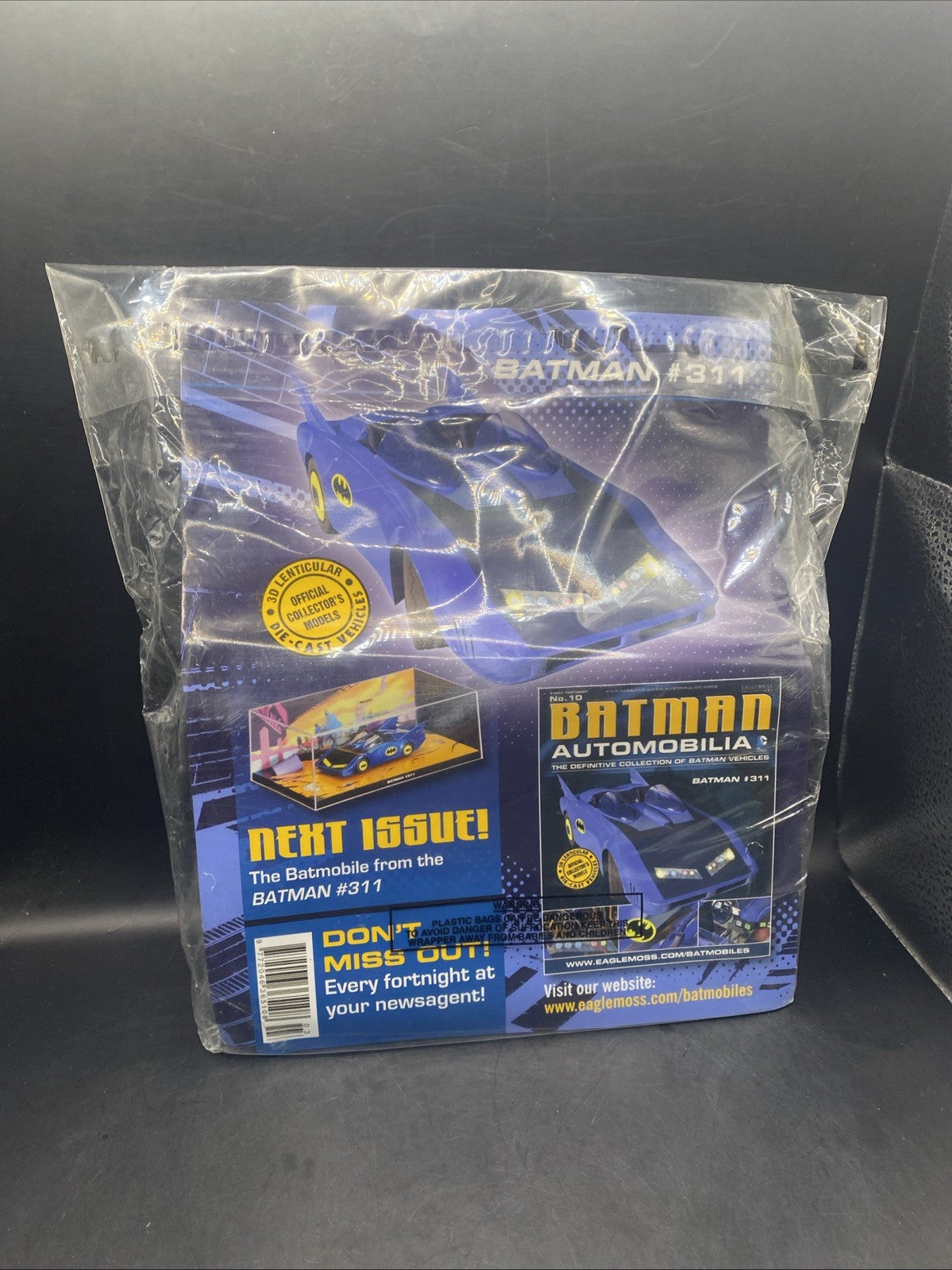 SEALED+NEW   BATMAN AUTOMOBILIA BATMAN # 5