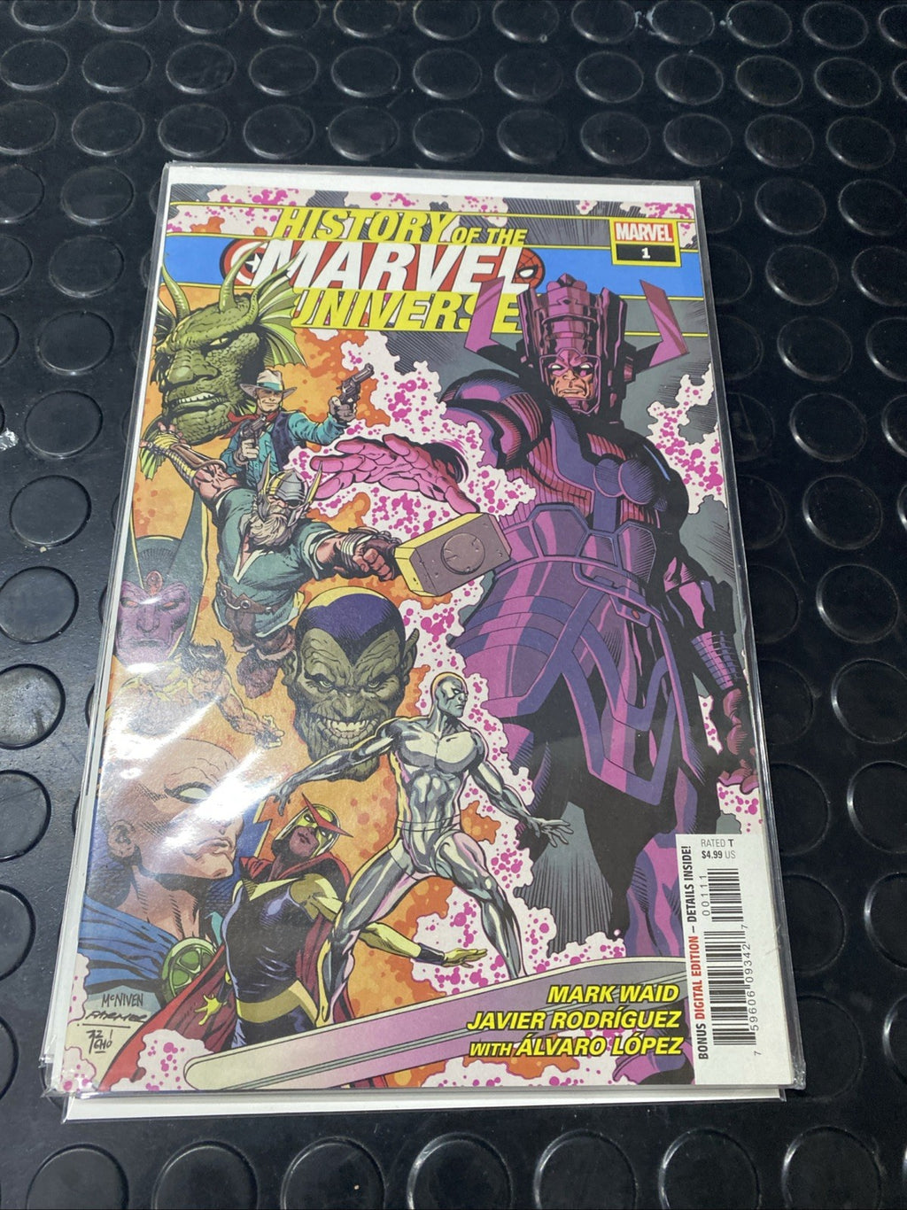 Marvel Comic Bundle 5 Comics