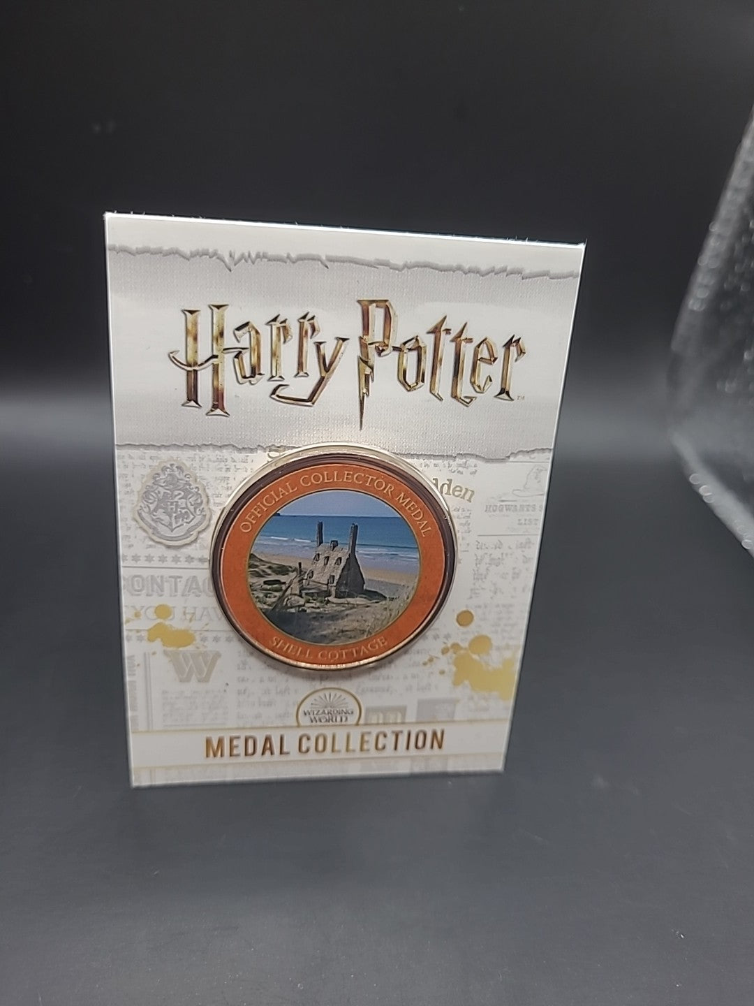 Harry Potter Medal Coin Collection - Magical Places - Shell Cottage 