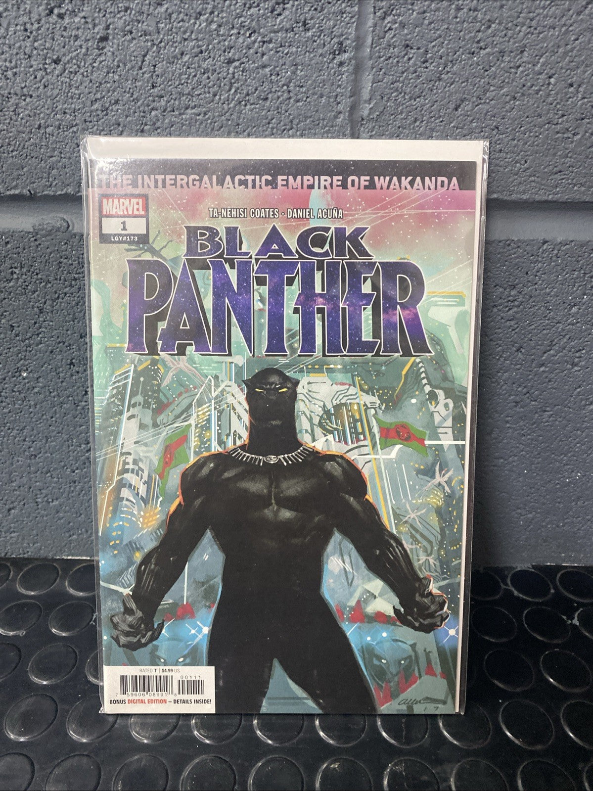 Black Panther Book 6: The Intergalactic Empire of Wakanda Part 1 [Paperback]