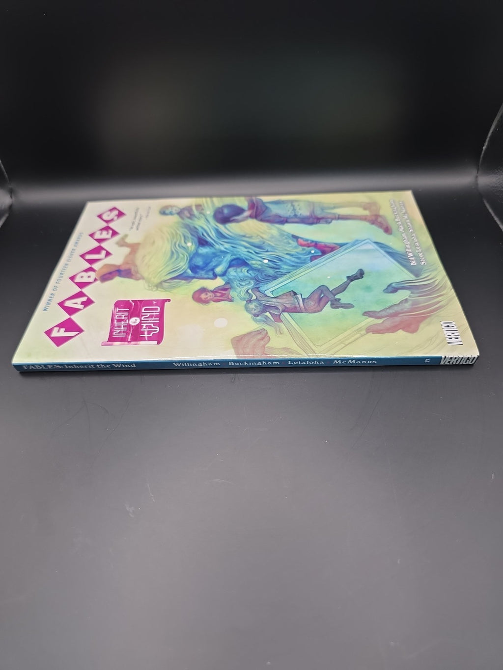 DC Vertigo Graphic Novel Fables Vol 17 "Inherit The Wind"