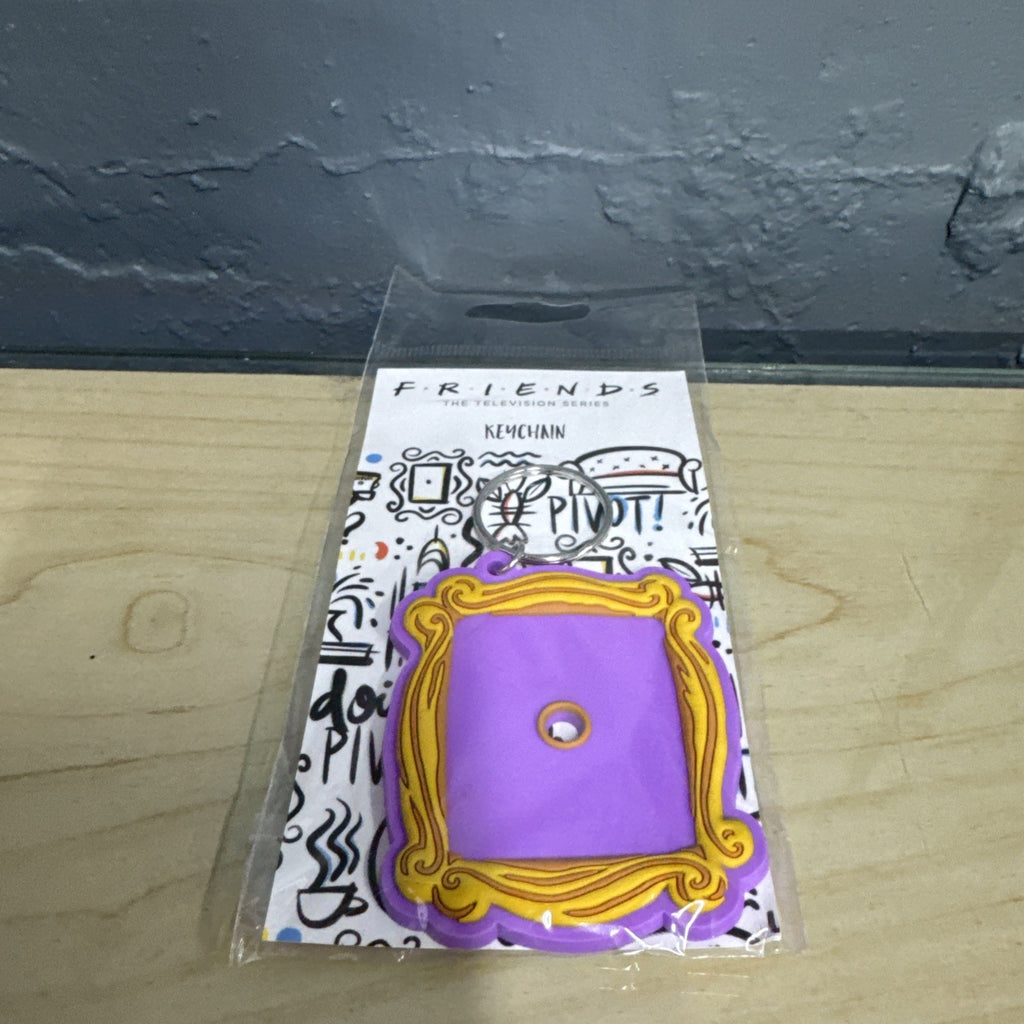 FRIENDS The TV Series Keychain Keyring Monica’s Peephole Yellow Frame