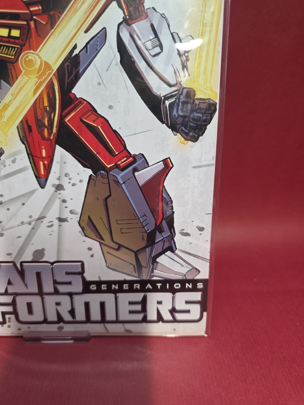 IDW HASBRO EXCLUSIVE COVER, TRANSFORMERS ,GENERATIONS , ARMADA STARSCREAM , 2014