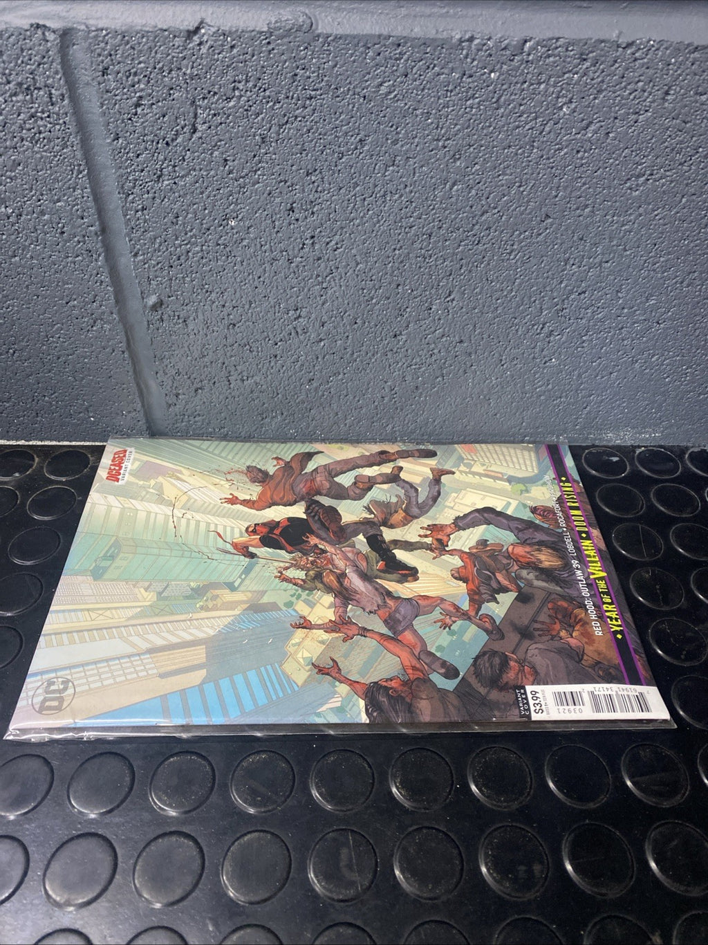 DC Comics Red Hood #39 Variant Cover