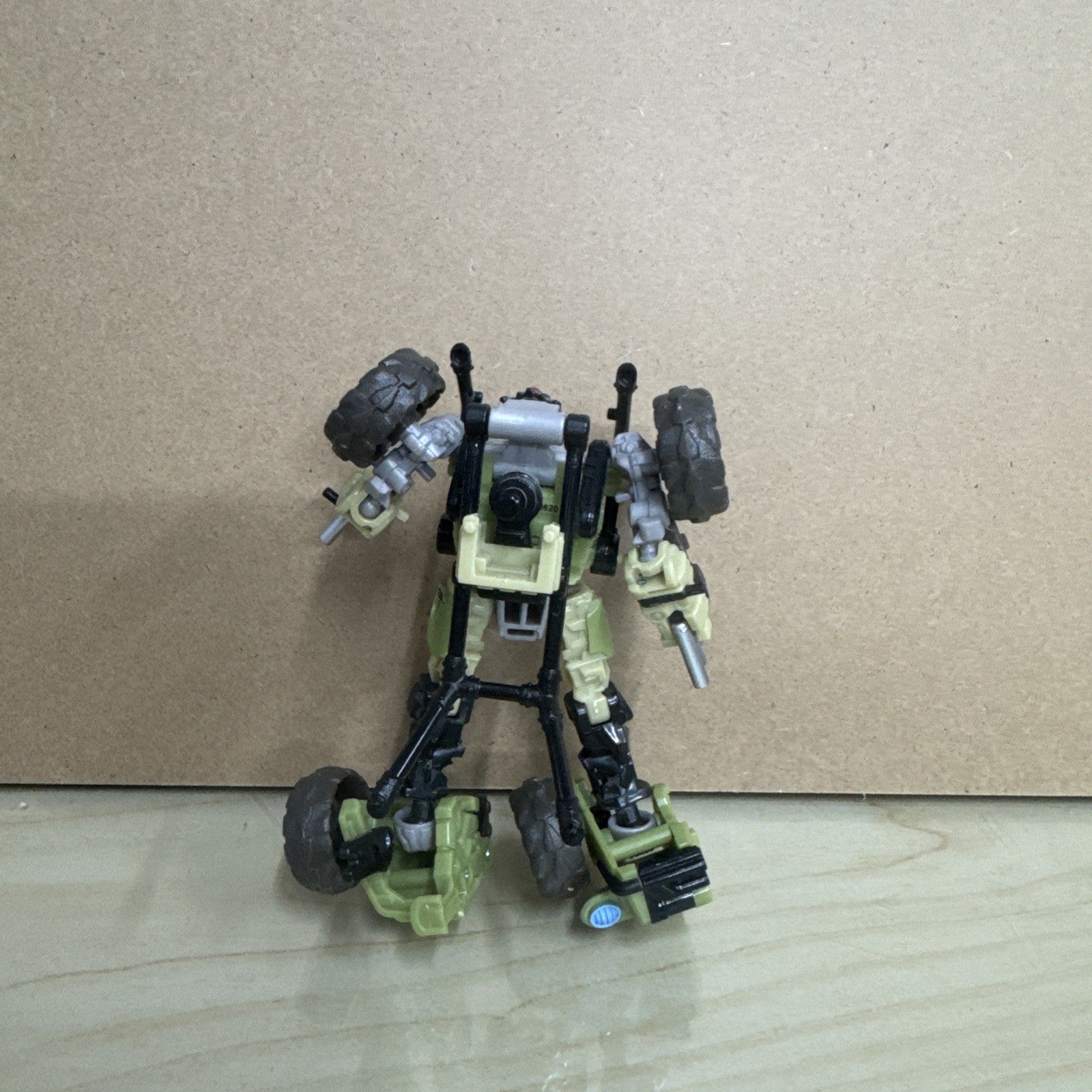 Transformers: Dark of the Moon - MechTech Sandstorm