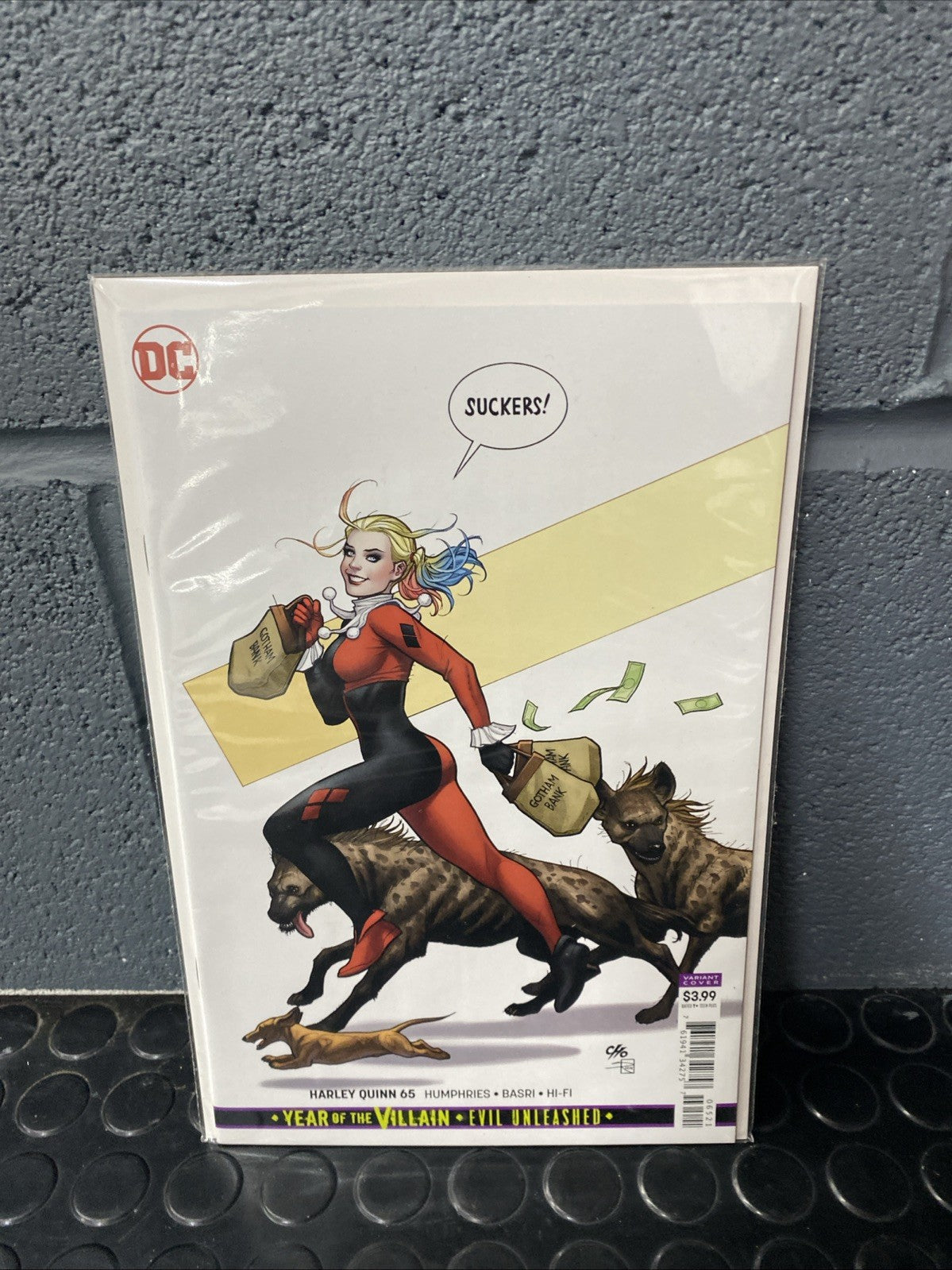 HARLEY QUINN (2016) #65  YOTV  VARIANT