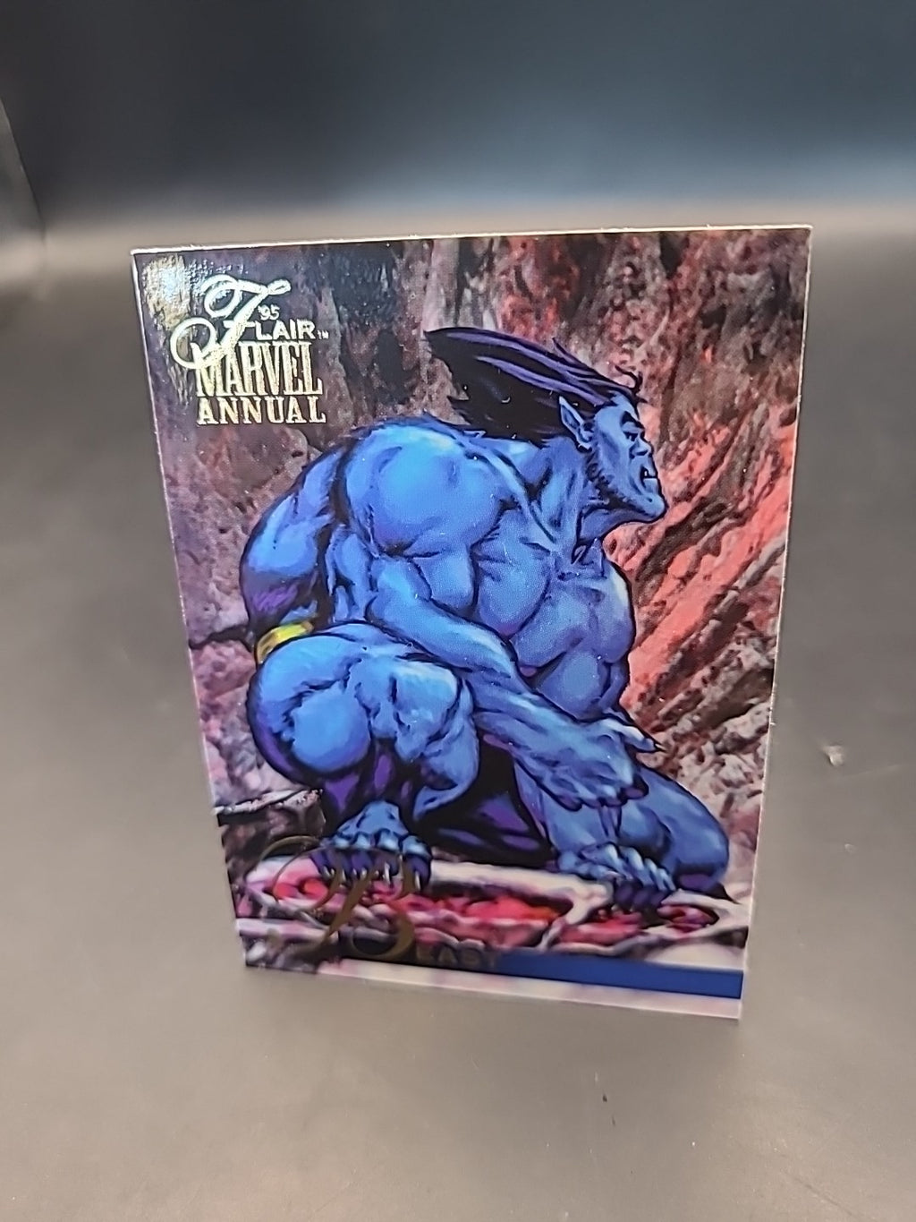 1995 Flair Marvel Annual Beast Into Sinister's Lair #8 Comic Card