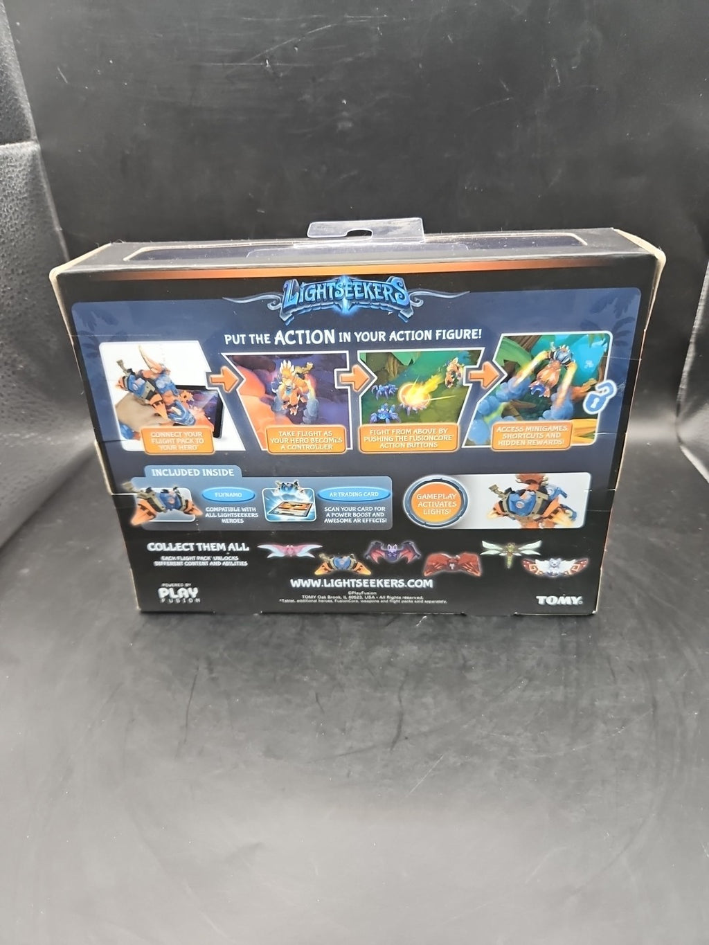 Lightseekers Awakening FLYNAMO Brand New Sealed Box , C2717JNS00 TOMY