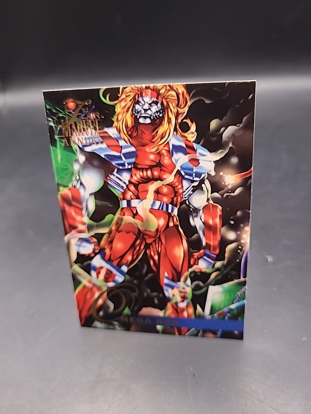 1995 Flair Marvel Annual Card 8 OMEGA RED