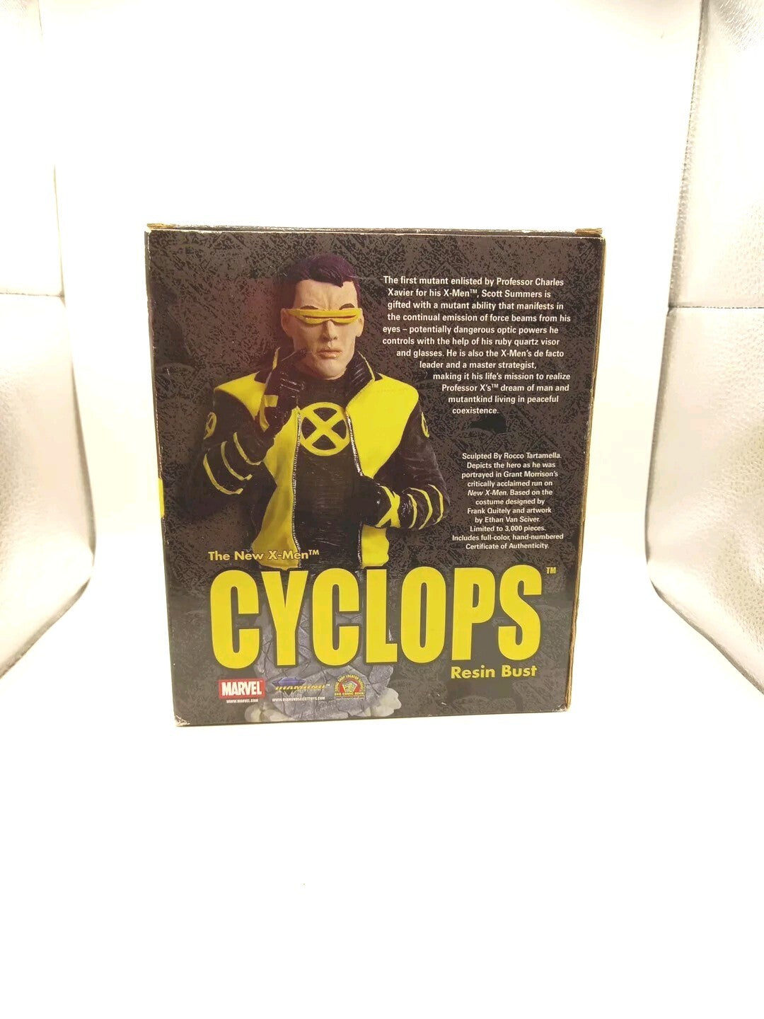 Diamond Select Marvel Universe New X-men Cyclops Bust