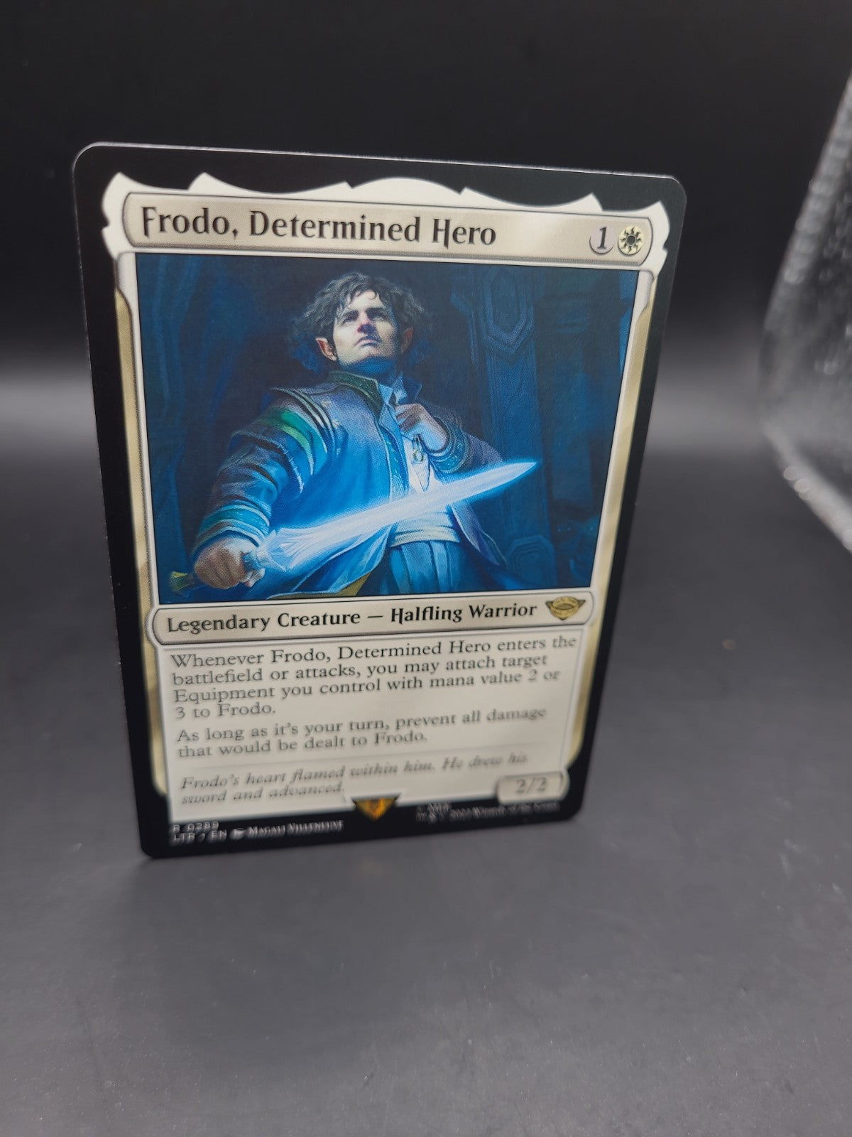 Frodo, Determined Hero ~ The Lord of the Rings [ NM ] [ Magic MTG ] R0289 Regula