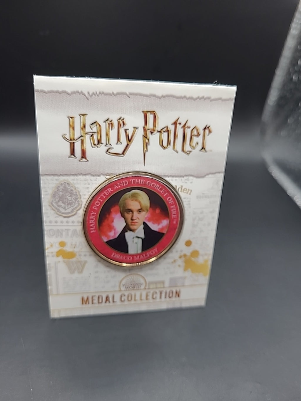 S40) RARE HARRY POTTER MEDAL COIN GOBLET OF FIRE DRACO MALFOY TOM FELTON