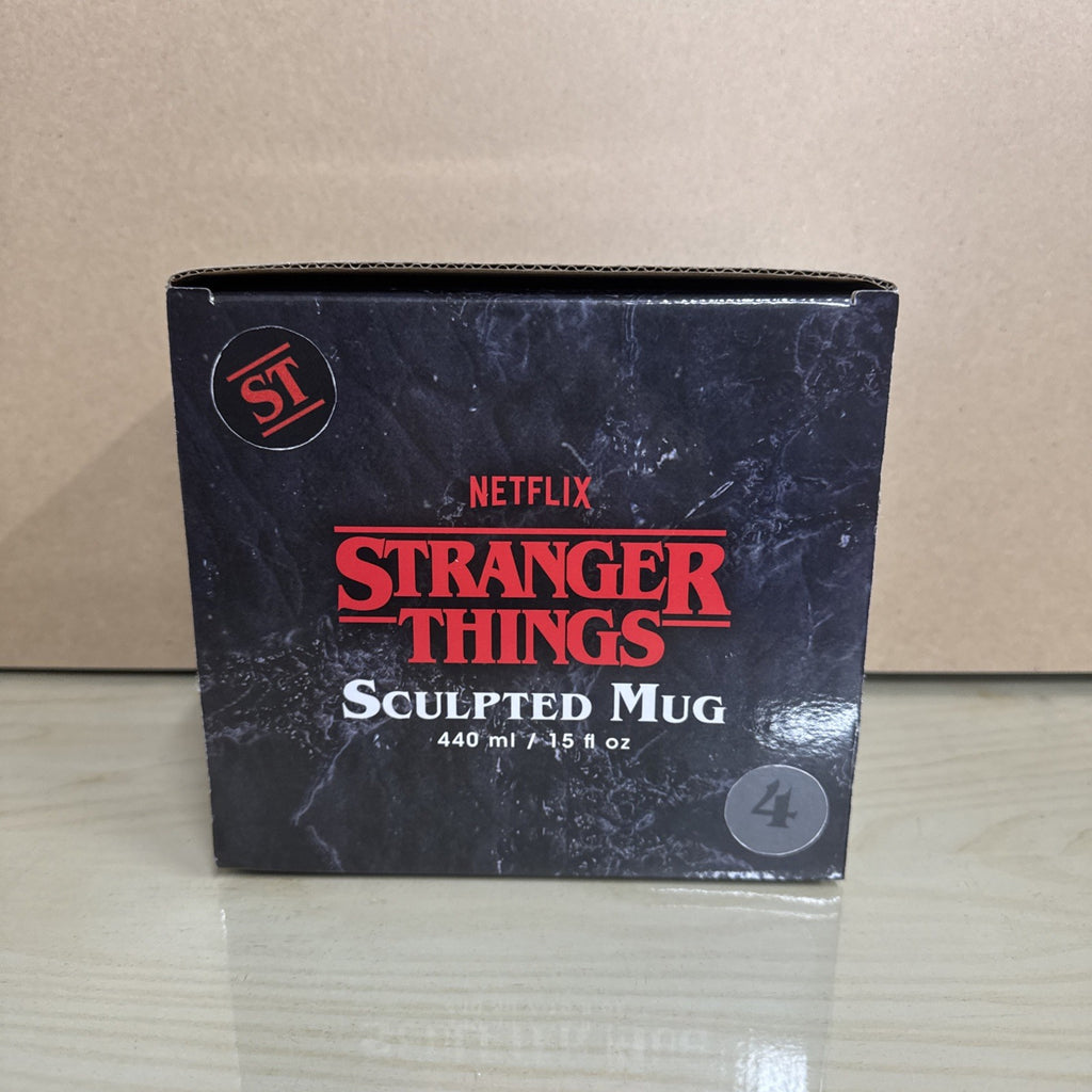 Official Stranger Things Roll Your Fate D12 Dice Sculpted Mug 440 ML