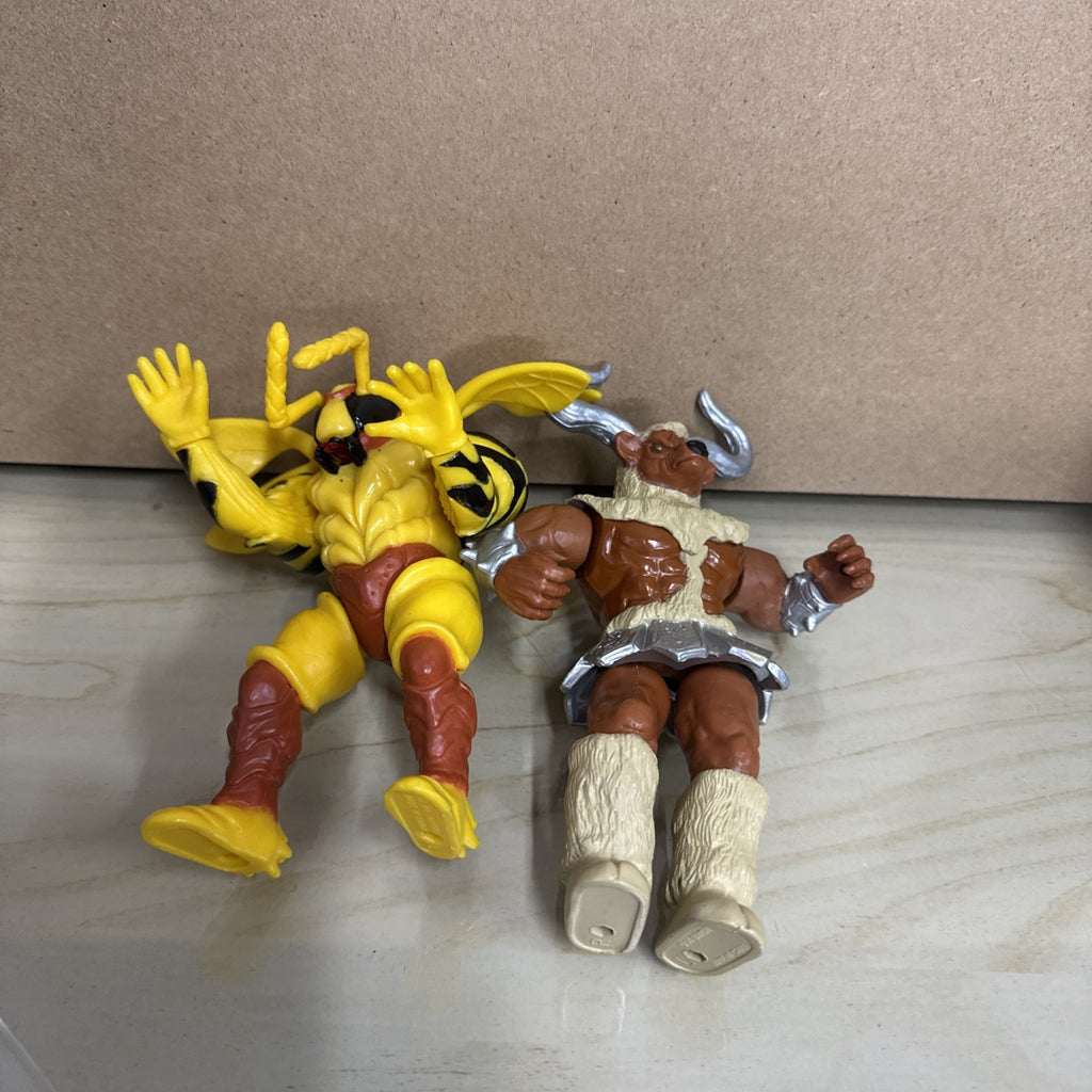 1994 Mighty Morphin Power Rangers Grumble Bee And Slash And Block Minotaur
