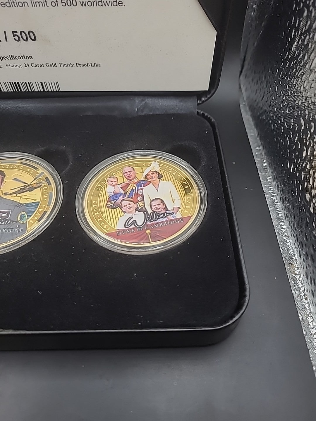 William 40 Glorious Years Duke Of Cambridge Gold Plated Medal / Coin Set