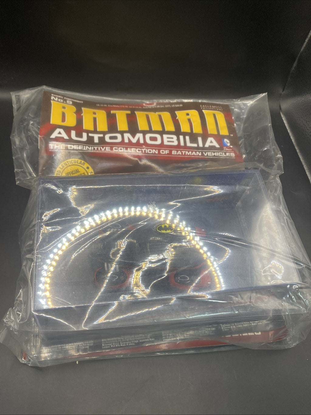 SEALED+NEW   BATMAN AUTOMOBILIA BATMAN # 5