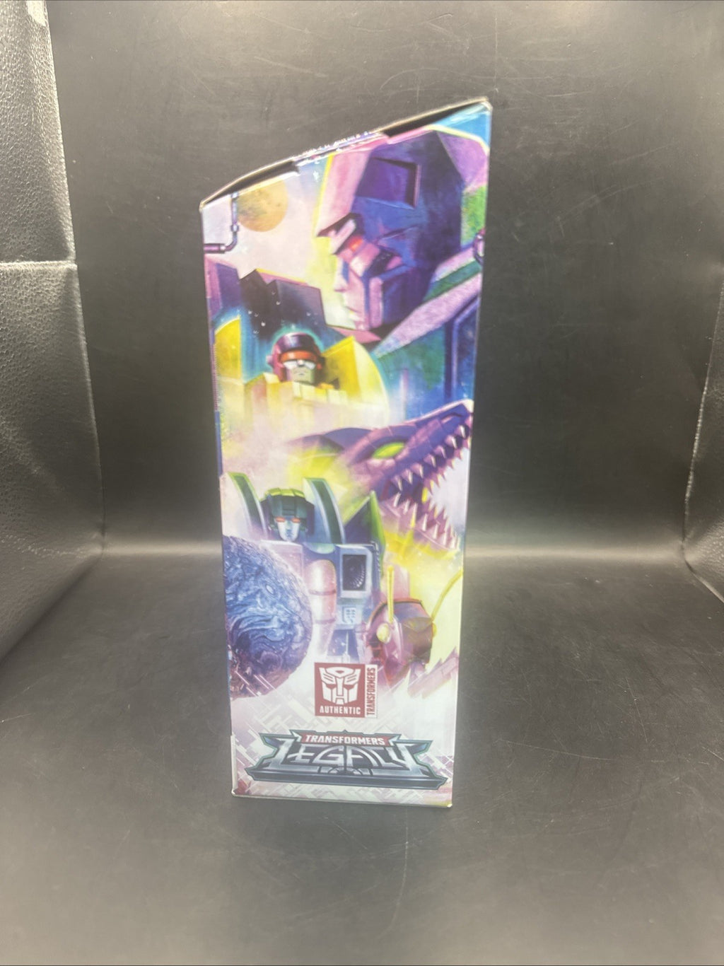 Transformers Generations Legacy Voyager Soundwave