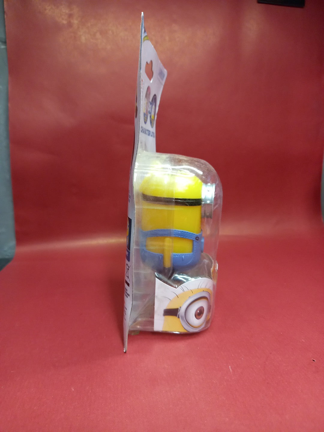 Despicable Me Character Lite Stuart.  Read Description 