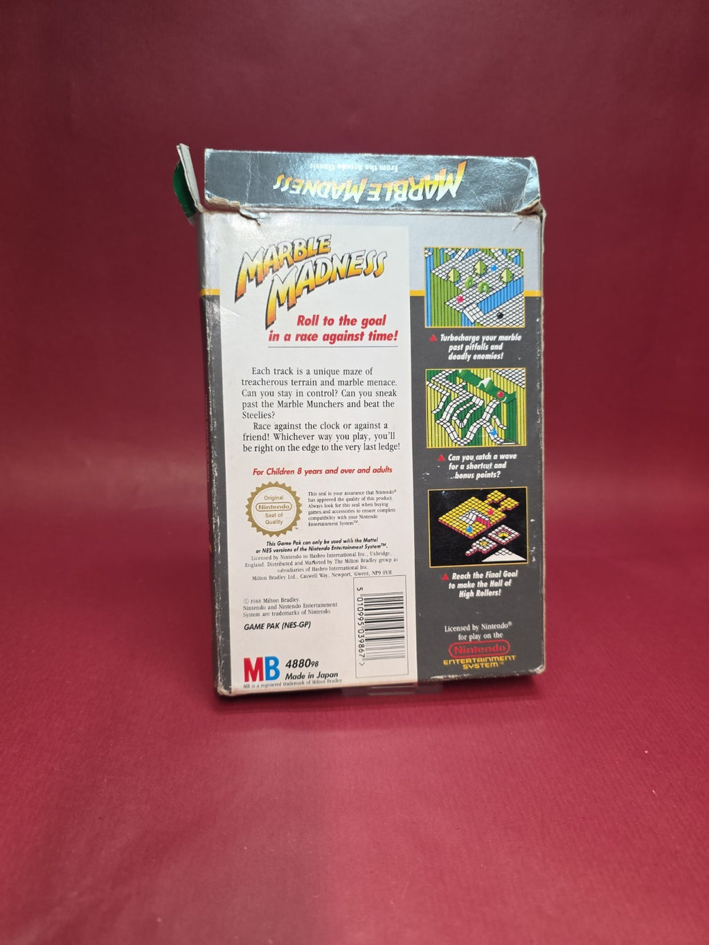 MARBLE MADNESS NES.  Read Description