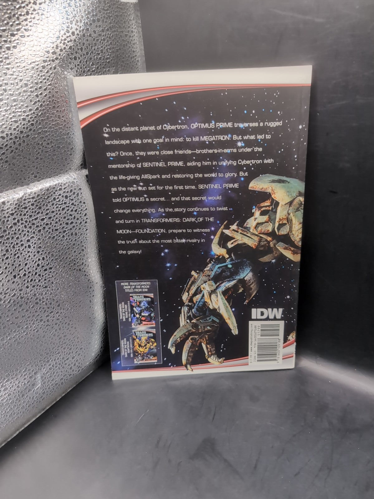 Transformers: Dark of the Moon - Foundation (IDW Publishing, May 2011)