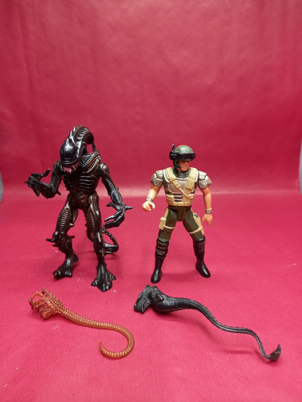 Kenner Aliens Loose.  Cpl Hicks.  Scorpion Alien + accessories 