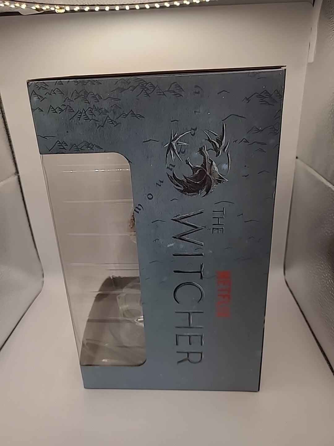 Netflix The Witcher TV Series - Yennefer Figure Statue Dark Horse