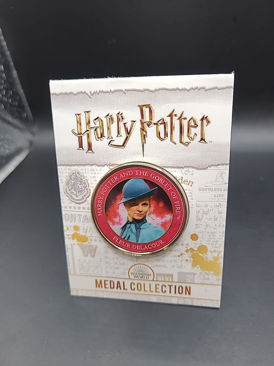 RARE HARRY POTTER MEDAL COIN IN CARD THE GOBLET OF FIRE FLEUR DELECOUR