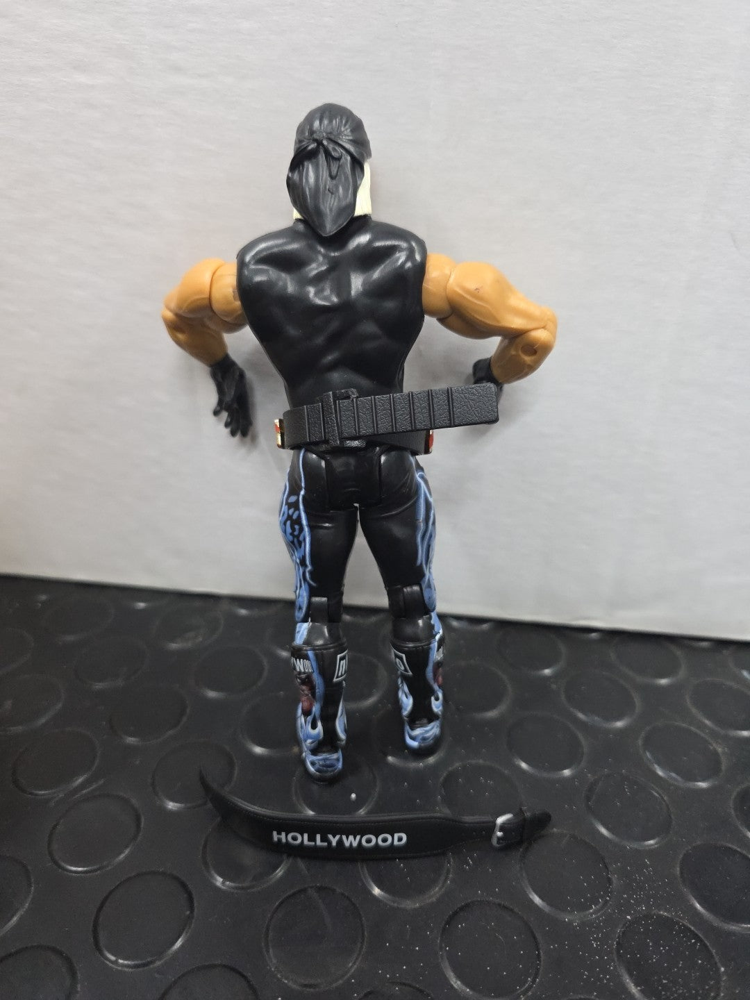 WWE NWO HULK HOGAN JAKKS CLASSIC SUPERSTARS SERIES 8 FIGURE WWF HAT BELT RARE