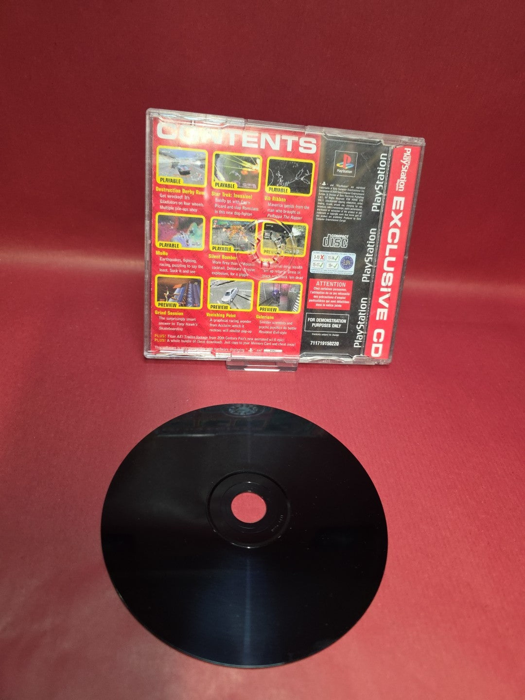 Official UK PlayStation Magazine: Disc 61 (SCED-02635)