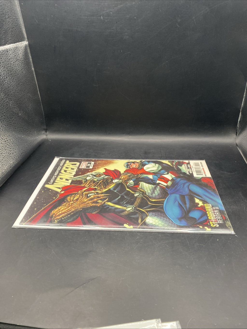 AVENGERS #28 LGY #728 - The Earth’s Mightiest Heroes Variant Cover