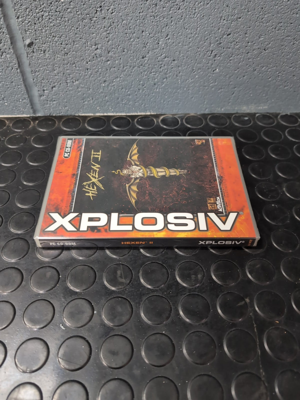 Hexen 2 PC game (xplosiv) Activision DVD case vintage 1997 CIB *New/Sealed*